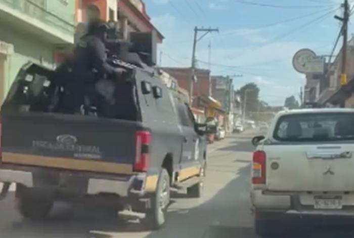 En Coeneo detienen a ocho personas que se identificaron como policías municipales