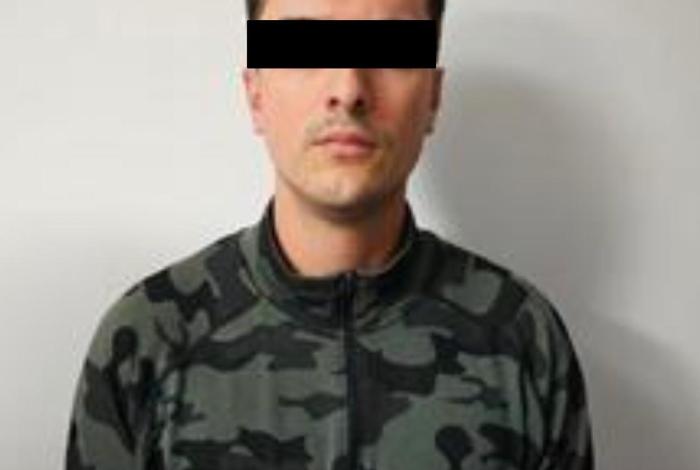 EN JALISCO, SE DETUVO A UN SUJETO QUE VENDÍA ARMAS DE FUEGO POR APLICACIONES DE MENSAJERÍA INSTANTÁNEA