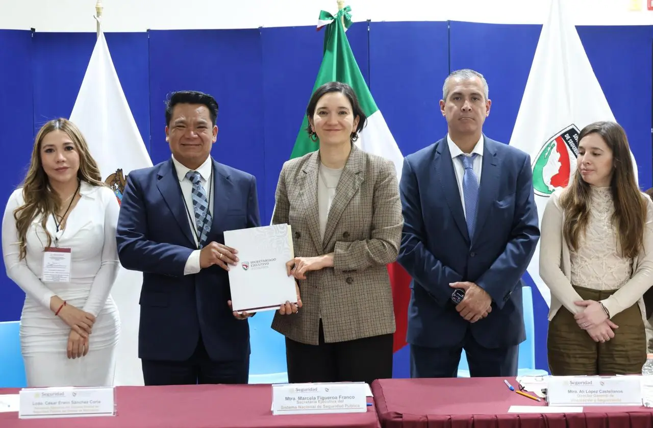 En Michoacán fortalecemos a las instituciones de seguridad municipal y estatal, con la firma de los convenios FASP y FOFISP: César Erwin Sánchez Coria