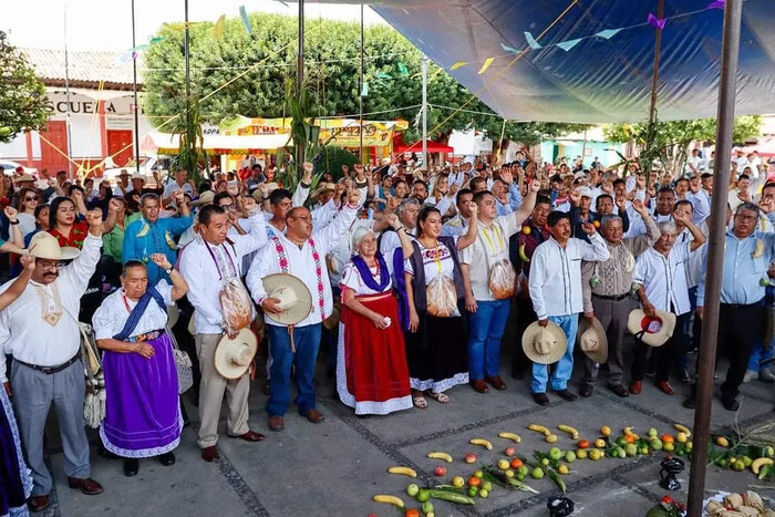 En Zacapu haremos justicia para los pueblos originarios: Mónica Valdez