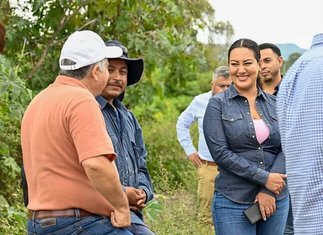 En Zacapu se trabaja para mejorar abasto y calidad del servicio de agua potable: Mónica Valdez