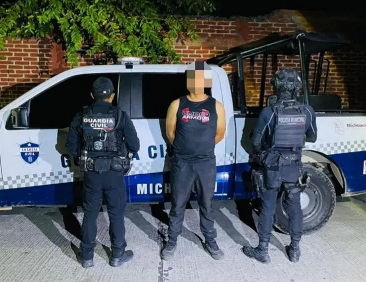 En Zamora, SSP y Policía local detienen a presunto agresor, en posesión de arma de fuego