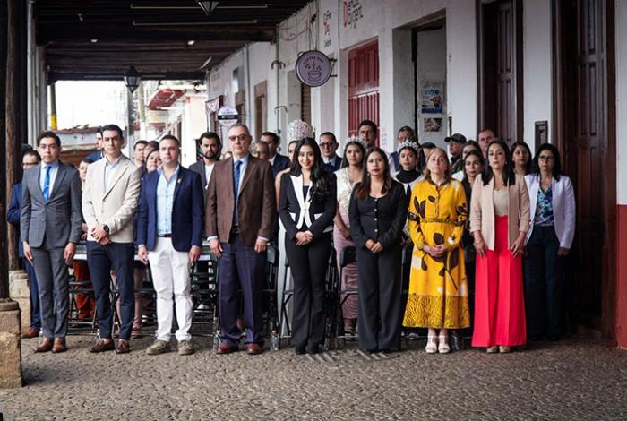 Encabeza Yohana Mendoza ceremonia en Ario por el CCLX natalicio de José María Morelos