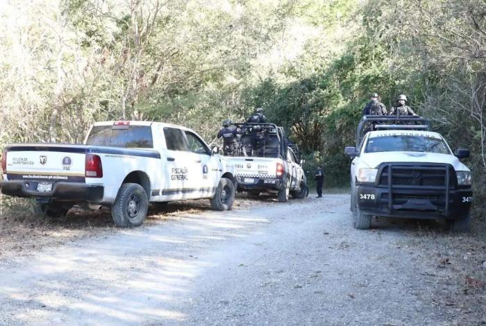 Encuentran a hombre sin vid4 en camioneta abandonada en Álvaro Obregón