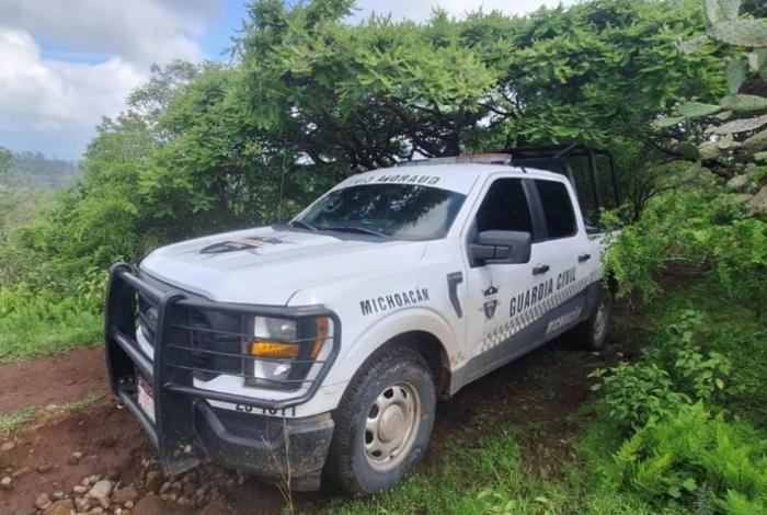 Encuentran hombre sin vida y con un arma en la mano, en las inmediaciones de Bosques de la Presa, Morelia