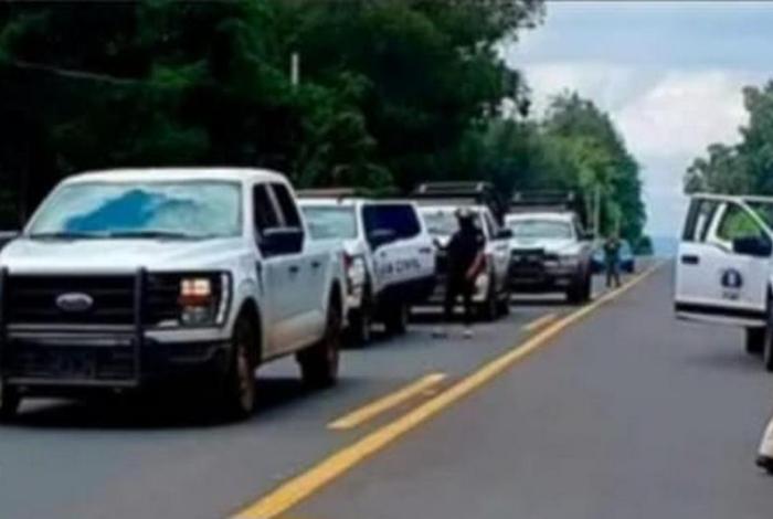 Encuentran tres cu3rpos calcin4dos en la Autopista de Occidente