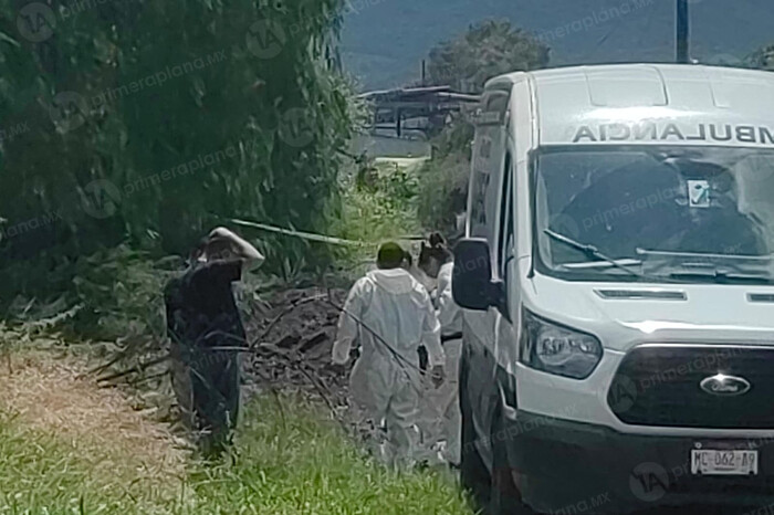 Encuentran un cuerpo tirado en terracería de Jacona