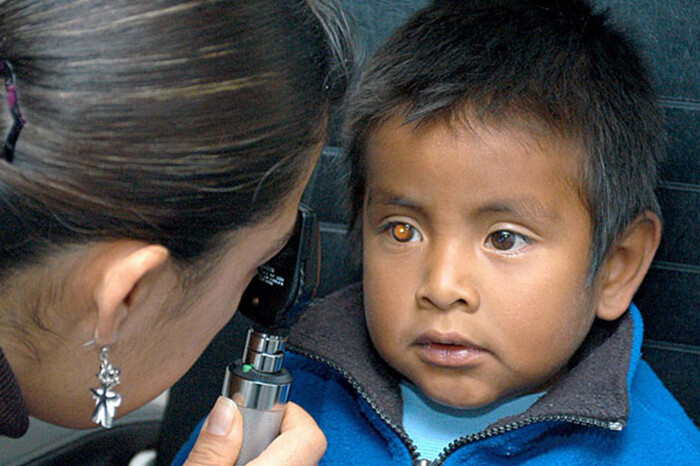 Enfermedades visuales y dentales afectan más a niños de las zonas rurales de México