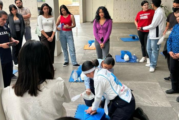 Entrenadores, docentes y deportistas nicolaitas se capacitan en primeros auxilios