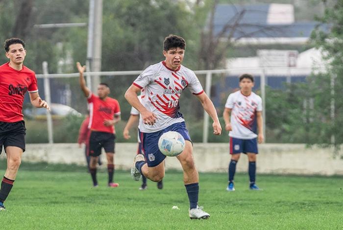Equipo de la UMSNH gana 2-0 este domingo y se perfila a la liguilla de Primera Fuerza en la Liga Municipal