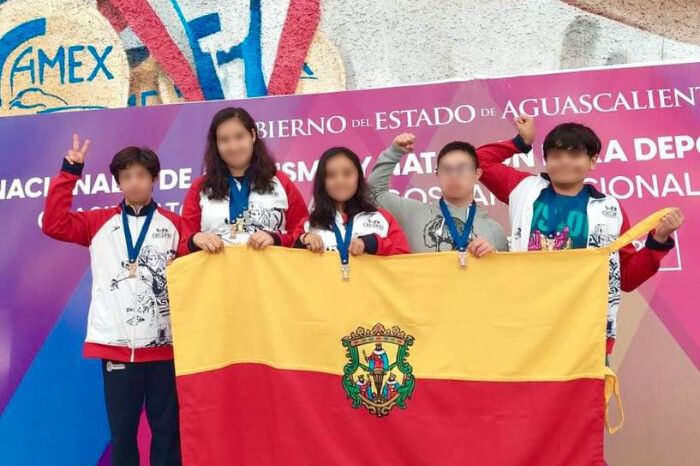 Equipo de Paranatación regresa victorioso a Morelia con 10 medallas de oro