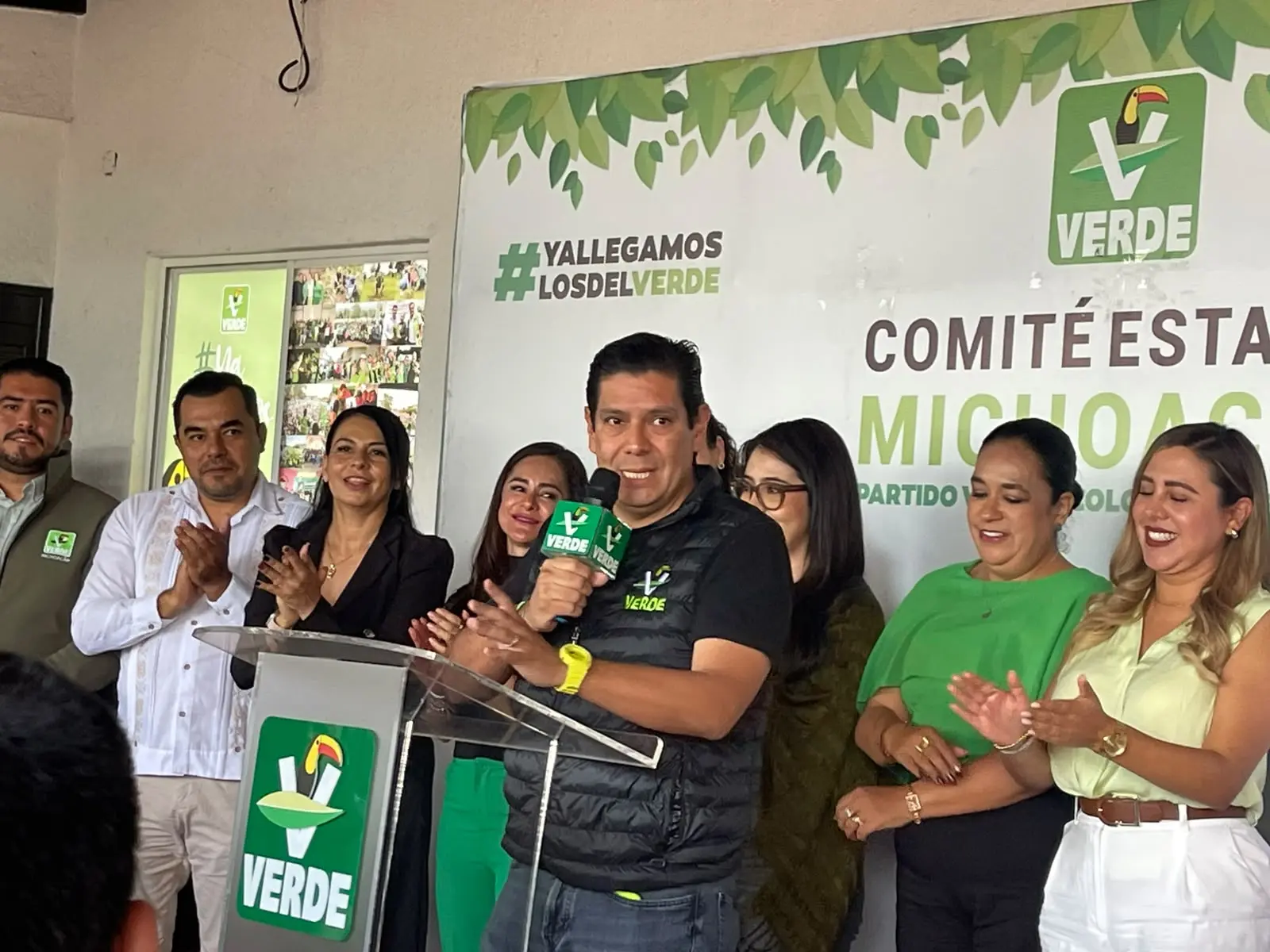Ernesto Núñez pide licencia para registrarse en la encuesta de la 4T rumbo a la gubernatura