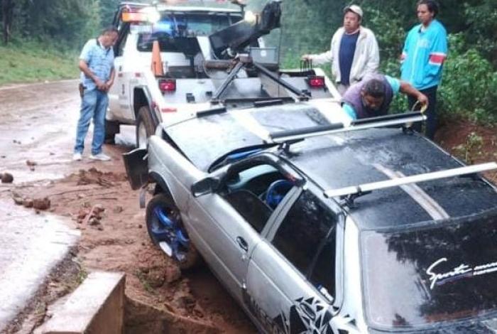 Erongarícuaro: dos lesionados en accidente carretero
