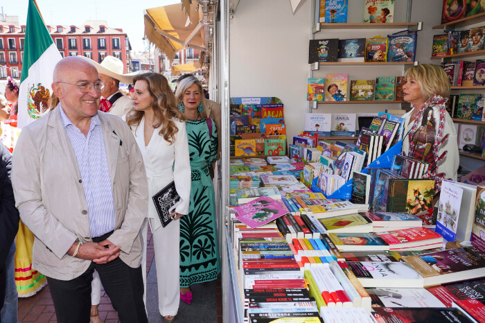 Escritores mexicanos llegan hasta España en la Feria del Libro de Valladolid