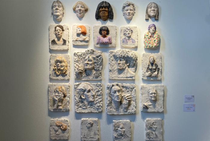 Esculturas de todo el mundo se exhiben en una exposición única en Londres