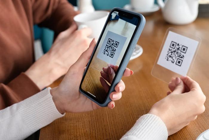 Especialistas alertan sobre fraudes con códigos QR por auge de pagos digitales en México