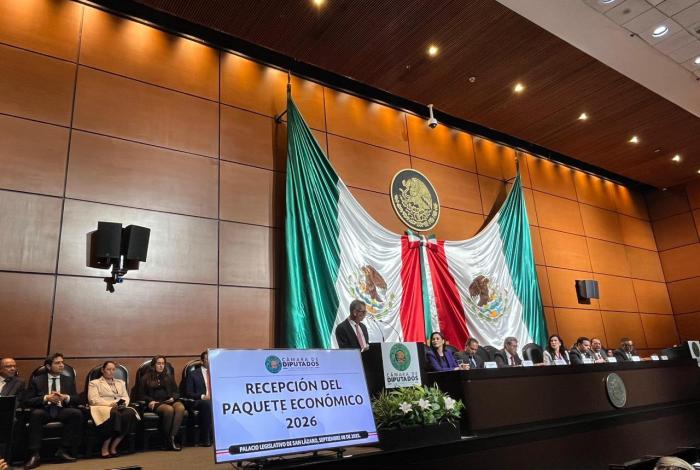 Especialistas analizan paquete económico 2026