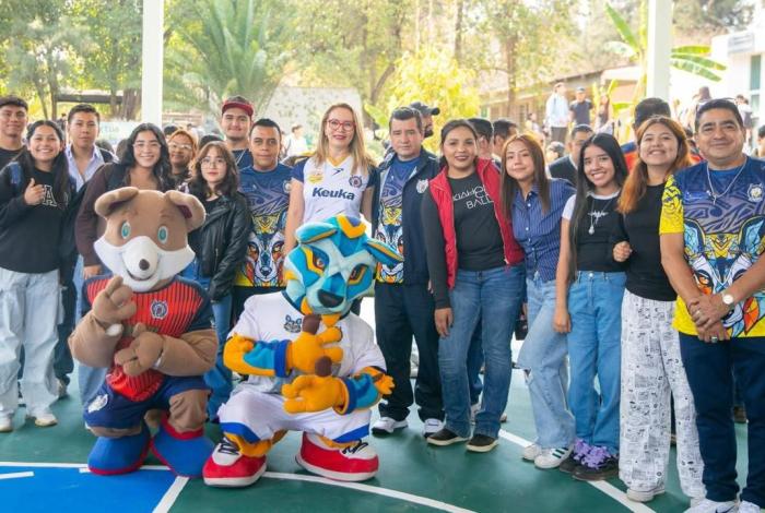 Este lunes inician charlas informativas del Bachillerato Nicolaita con madres y padres