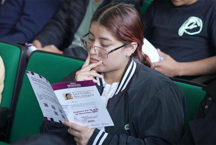 Estos son los requisitos para inscribirse a la beca de 1,900 pesos para transporte público de universitarios