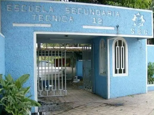 Estudiante de secundaria en Lázaro Cárdenas amenaza con atentar contra la vida de una maestra