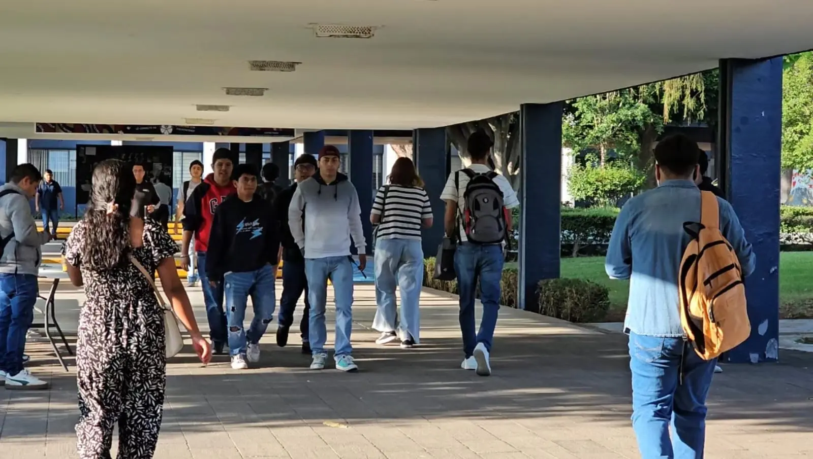 Estudiantes de Ciudad Universitaria retoman clases presenciales