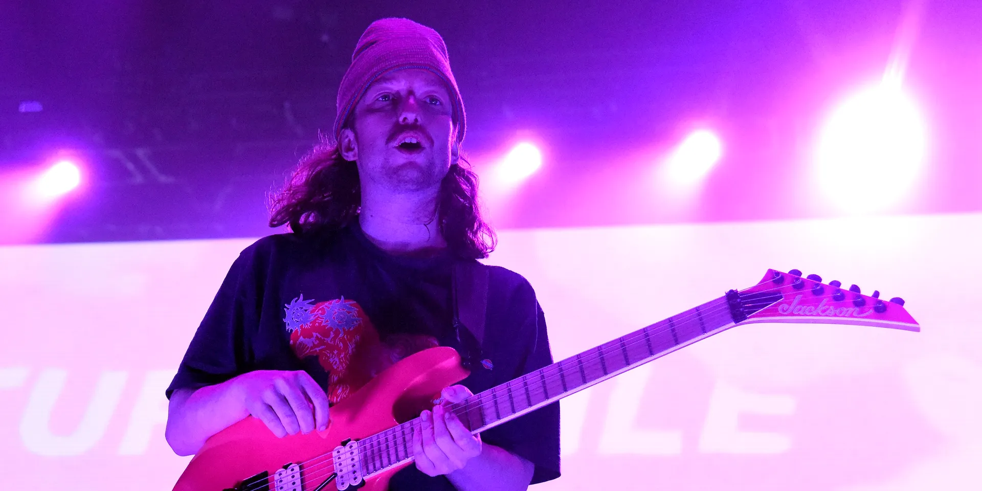 Exguitarrista de la banda Turnstile, Brady Ebert, acusado de intento de homicidio