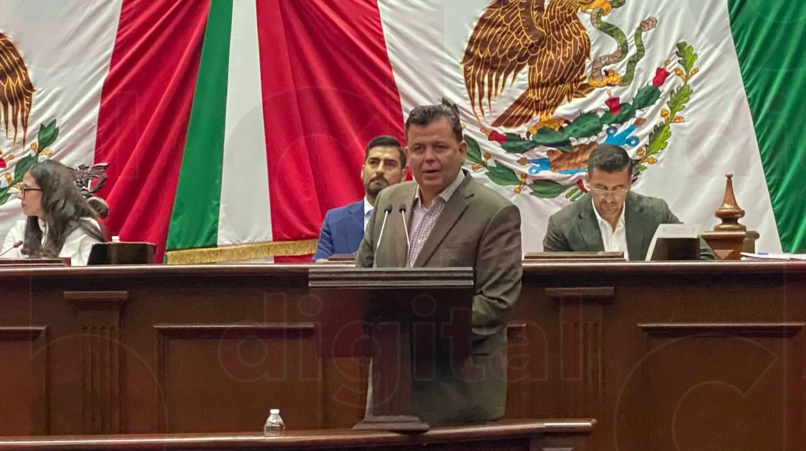 Exhorta Memo Valencia a realizar campaña contra el secuestro virtual