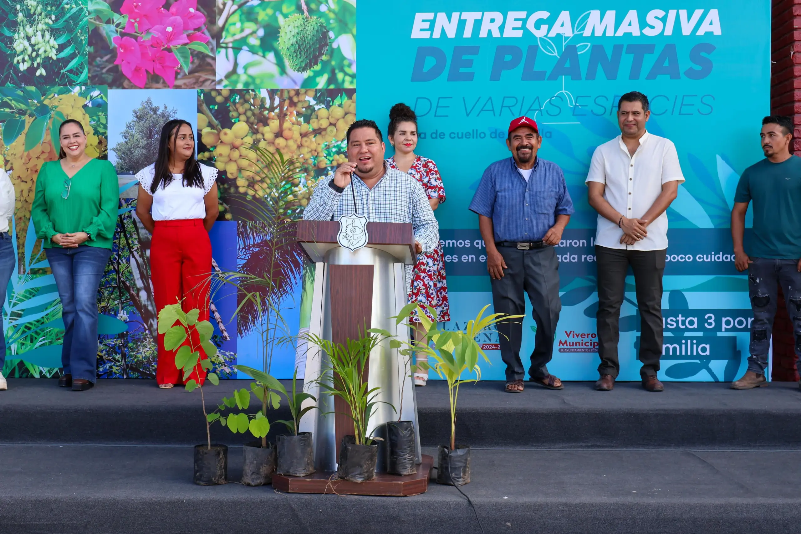 Exitosa Entrega Masiva de Arboles por el Gobierno Municipal