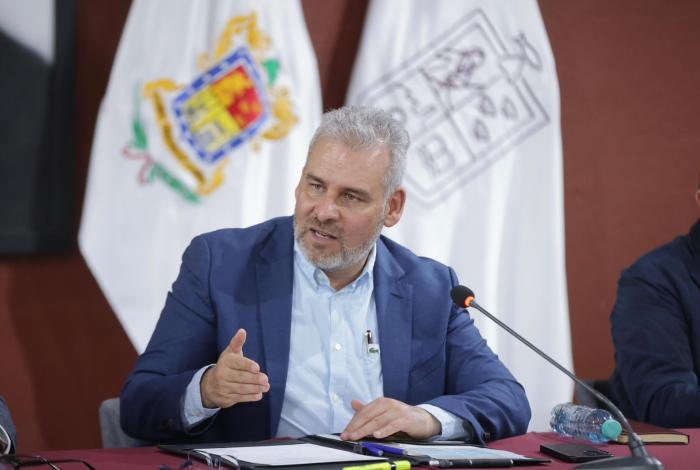 Exitosa, gestión para ampliar infraestructura hidráulica en Pátzcuaro: Bedolla