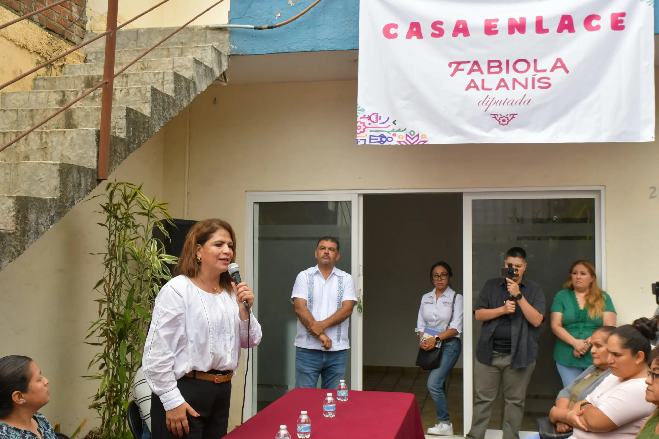 Fabiola Alanís inaugura Casa Enlace en Peribán: “Tenemos la obligación de informar y rendir cuentas al pueblo”
