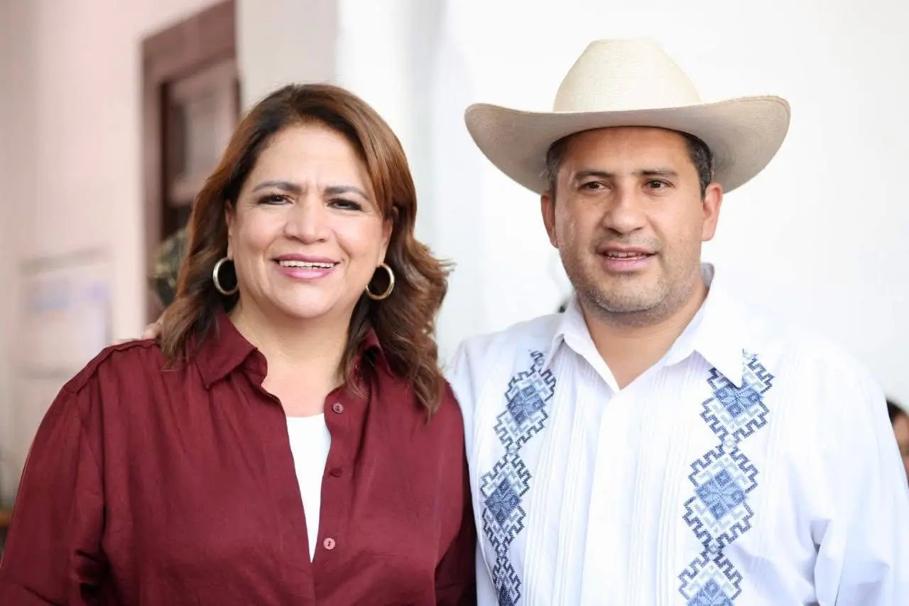 Fabiola Alanís reconoce avances de Carlos Manzo en  Uruapan y su colaboración institucional para impulsar el desarrollo