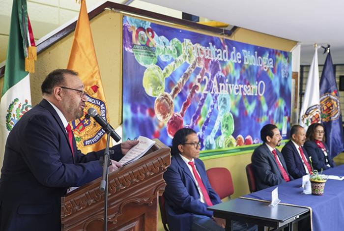Facultad de Biología celebra aniversario con la reacreditación de su Licenciatura