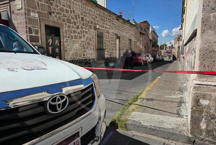 Fallece una persona en vía pública de Morelia, cerca del templo de San José