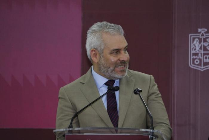 Familiares de elementos emboscados en Nahuatzen reciben apoyo; investigan a policías de Coeneo