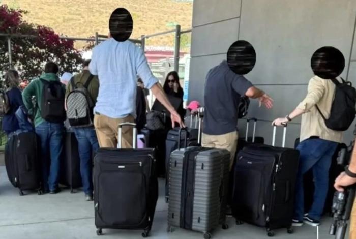 Familiares de Joaquín ‘Chapo’ Guzmán se entregan al FBI en Tijuana