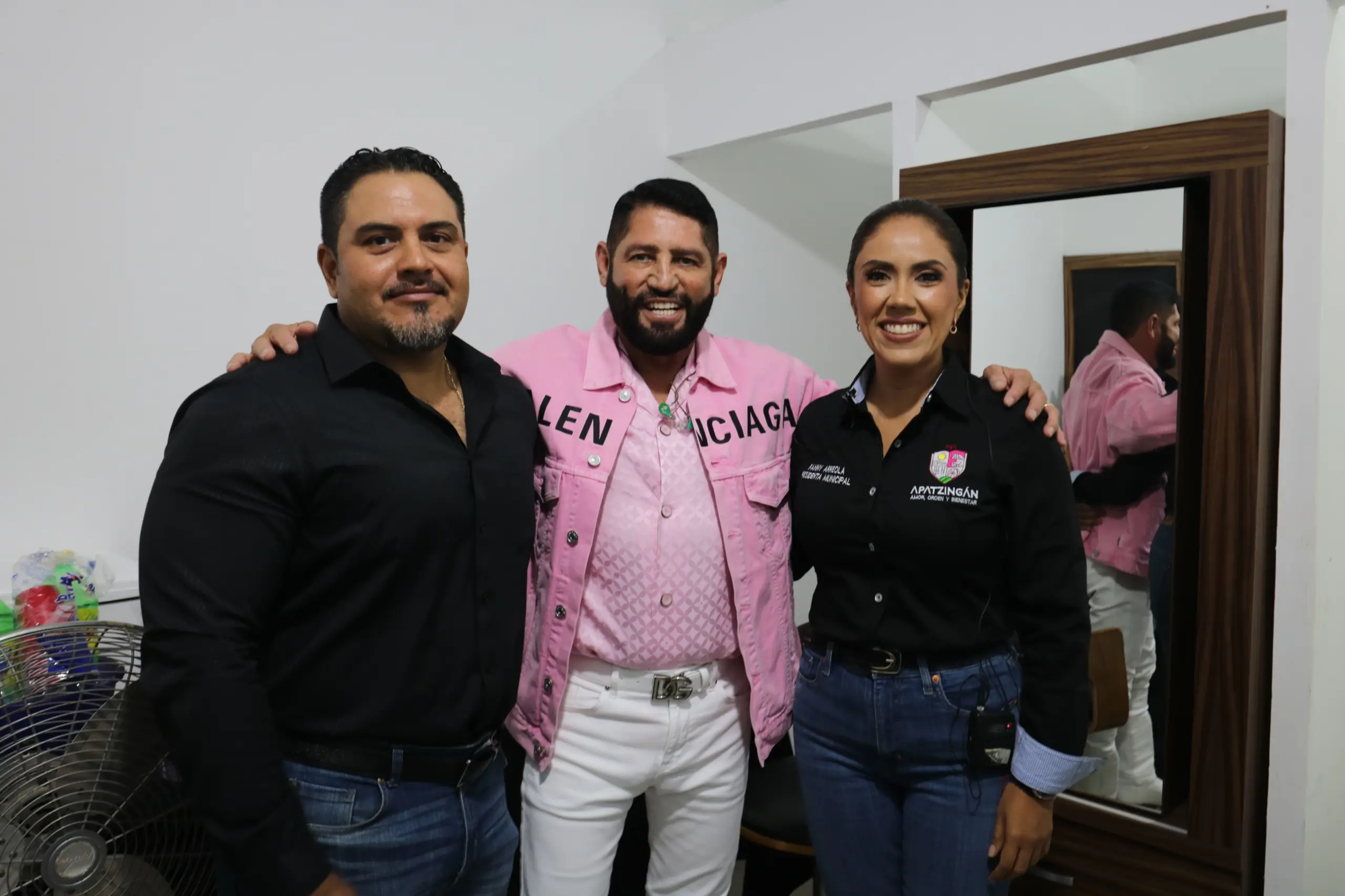 Fanny Arreola cierra la expo feria octubrina junto a Pancho Barraza