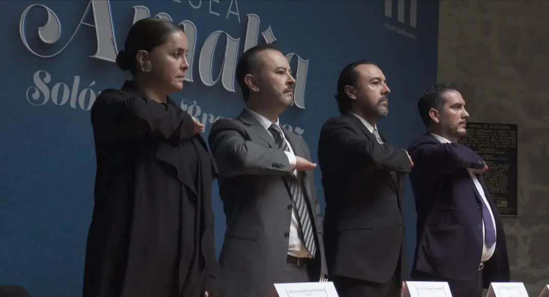 Fausto Vallejo Mora destaca entrega de la Presea Amalia Solórzano Bravo 2025 a Verónica Villaseñor en sesión solemne