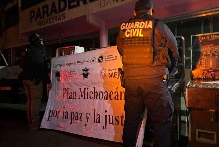 FGE realiza 16 cateos y asegura 107 máquinas tragamonedas, en Maravatío