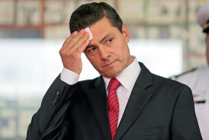 FGR abre investigación contra Peña Nieto por supuesto soborno de sistema Pegasus