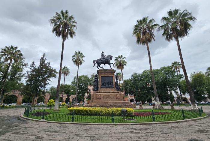 Flossie como categoría 2 trae cielo nublado y lluvias a Michoacán