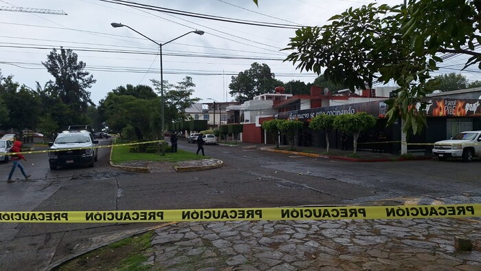 #Foto | Automovilista baleado en el Fraccionamiento Huertas del Cupatitzio