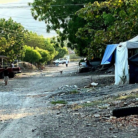 #Foto | Torturado, maniatado y embolsado abandonan cadáver en la colonia Pénjamo