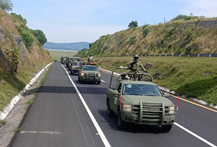 #Fotos | Arriban a Uruapan 300 efectivos del Ejército Mexicano