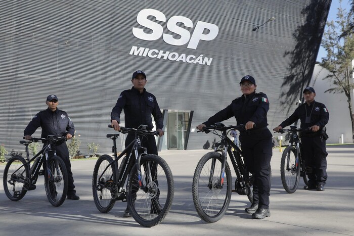 #Fotos | Cuarenta nuevas bicicletas eléctricas para el Agrupamiento Ciclista de la Guardia Civil