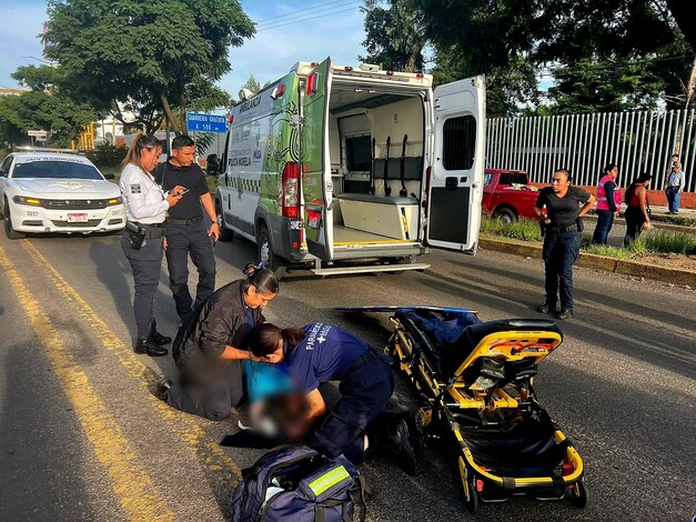  #Fotos | Peatona es atropellada en la Av. Madero Poniente de Morelia; también se registró una carambola vehicular 