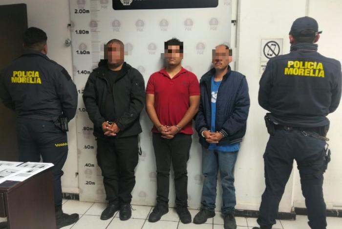 Frustran robo a notaría en Morelia y detiene a tres hombres con herramientas para forzar accesos