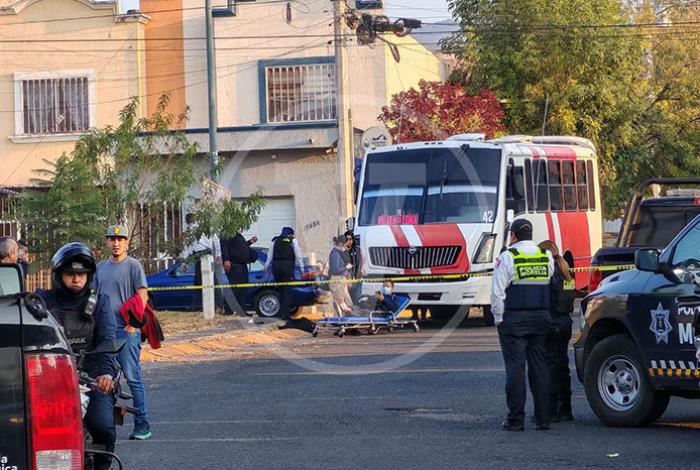 Fue ataque directo contra la persona fallecida en un camión de pasajeros, en Morelia; lo perseguían