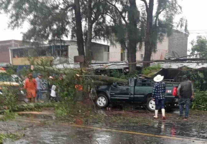 Fuerte tormenta dejó con afectaciones al municipio de Los Reyes