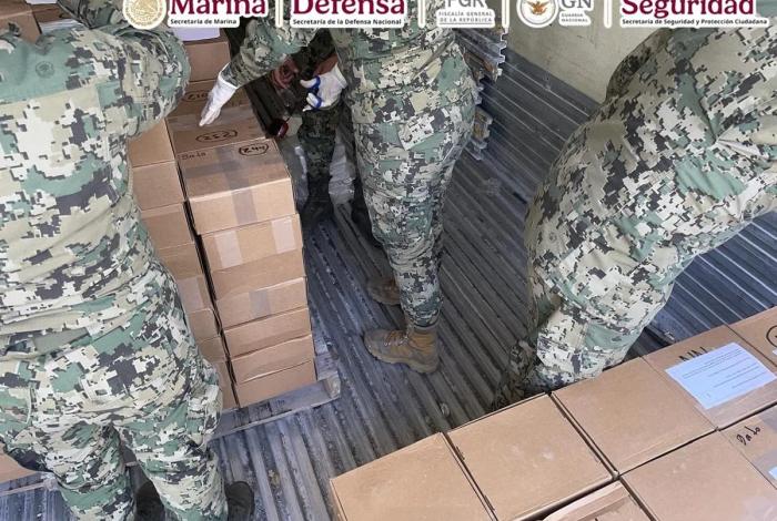 Fuerzas federales aseguran más de media tonelada de metanfetamina en recinto portuario de Mazatlán