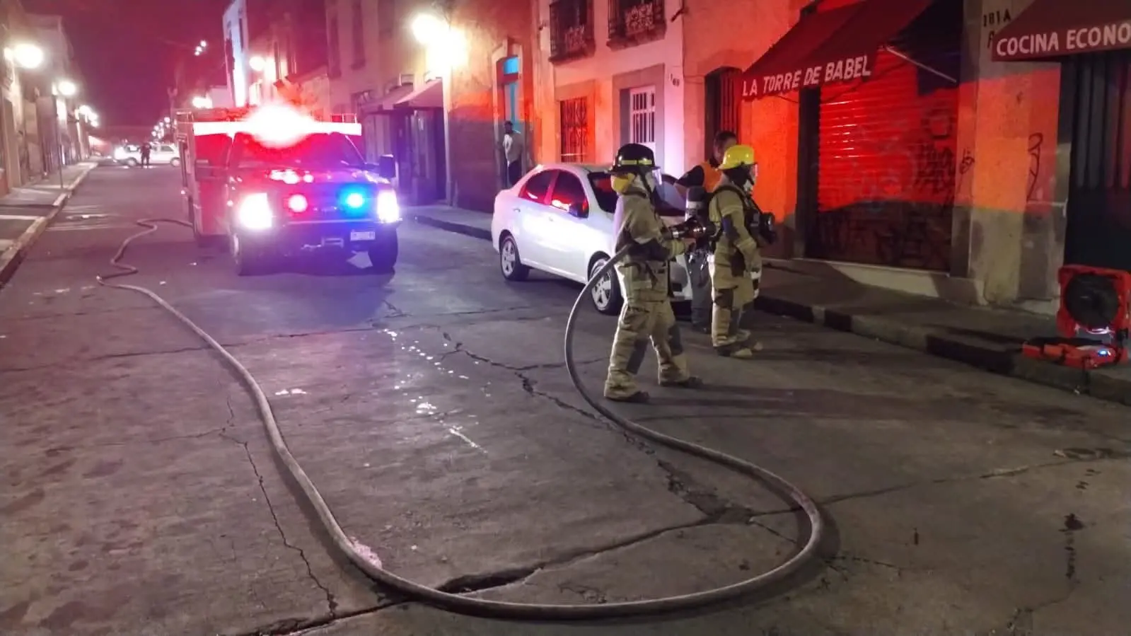 Fuga de gas moviliza a bomberos en el centro de Morelia